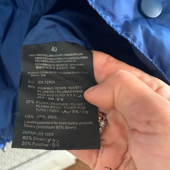 Fun car coat light as a feather as super warm. Adjustable drawstring hem - Picture 4 of 4